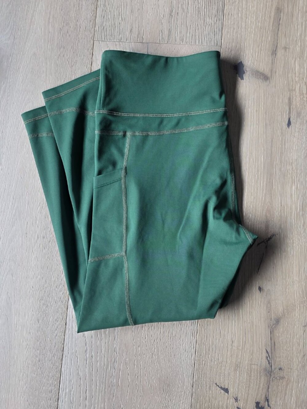 Zyia Pine Pocket LNT Leggings